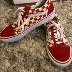 Red checkered vans Men 6 1/2 Women’s 8 barely worn